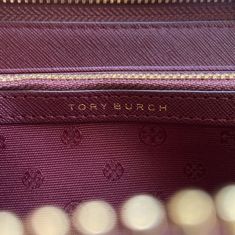 Tory Burch Purple Wonderland Vine Saffiano Leather Zip Around Wristlet Wallet - Picture 8 of 8